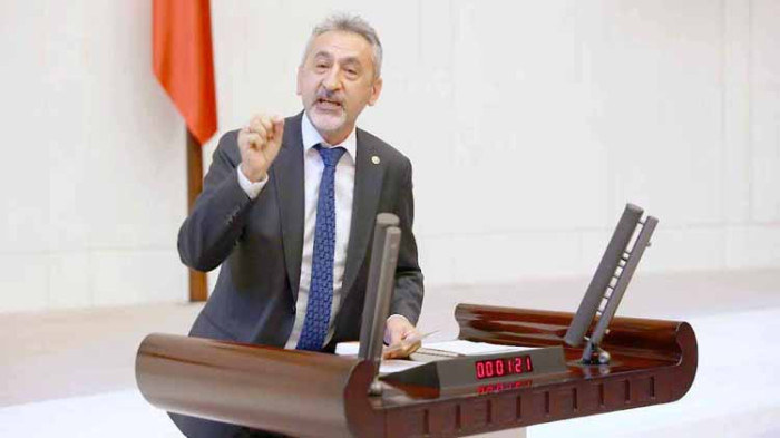 CHP Ordu Milletvekili Dr. Mustafa Adıgüzel “FINDIKTA DA KUR KORUMALI TABAN FİYAT İSTİYORUZ” dedi.